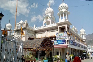 gurdwara-sri-hemkund-sahib